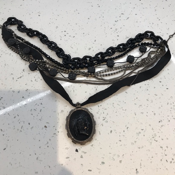 🔥JUICY COUTURE NECKLACE🔥 - Picture 3 of 8